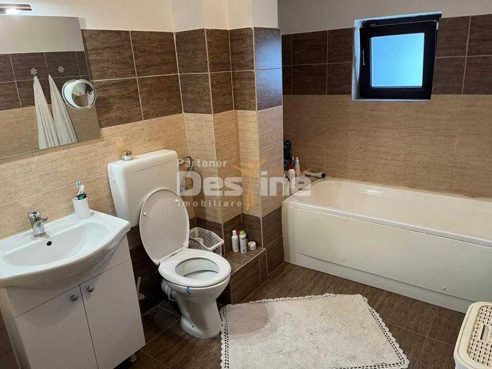 Casă 3 camere – Sector 5, zona Dantelei – gata de mutare