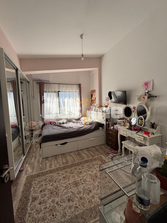Casă 3 camere – Sector 5 – gata de mutare