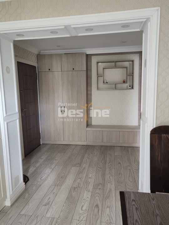 Apartament 2 camere, etajul 4, Zona Crucea Garii
