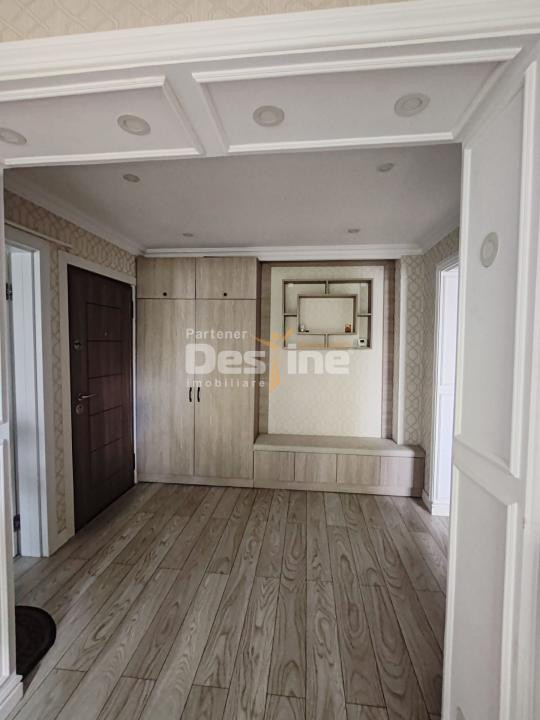 Apartament 2 camere, etajul 4, Zona Crucea Garii