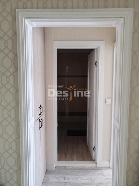 Apartament 2 camere, etajul 4, Zona Crucea Garii