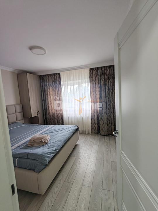 Apartament 2 camere, etajul 4, Zona Crucea Garii
