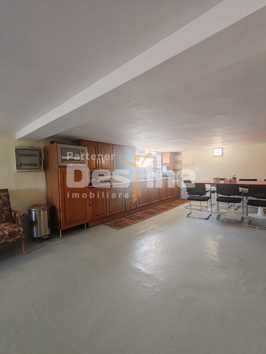 Casa exclusivista, complet mobilata si utilata, Valeni, Vaslui