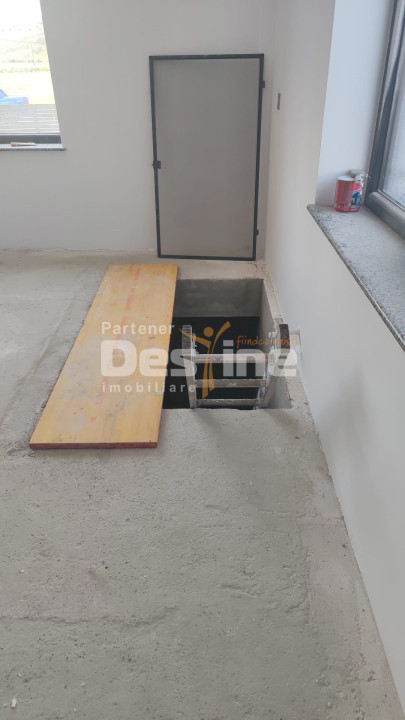 Spatiu comercial constructie 2024. Spatiu birouri