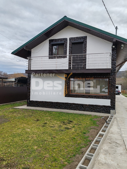  Casa parter+mansarda si teren in Lipovat, Vaslui
