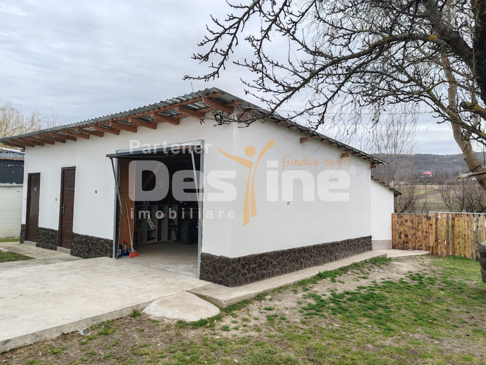  Casa parter+mansarda si teren in Lipovat, Vaslui