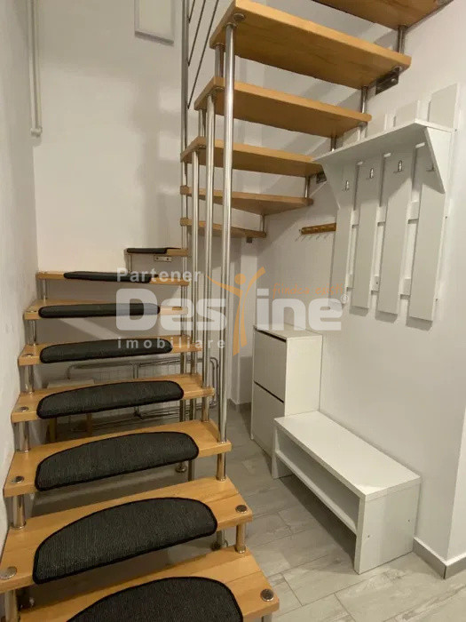 Apartament cu 3 camere, loc de parcare si boxa, balcon, situat in Maurer Coresi