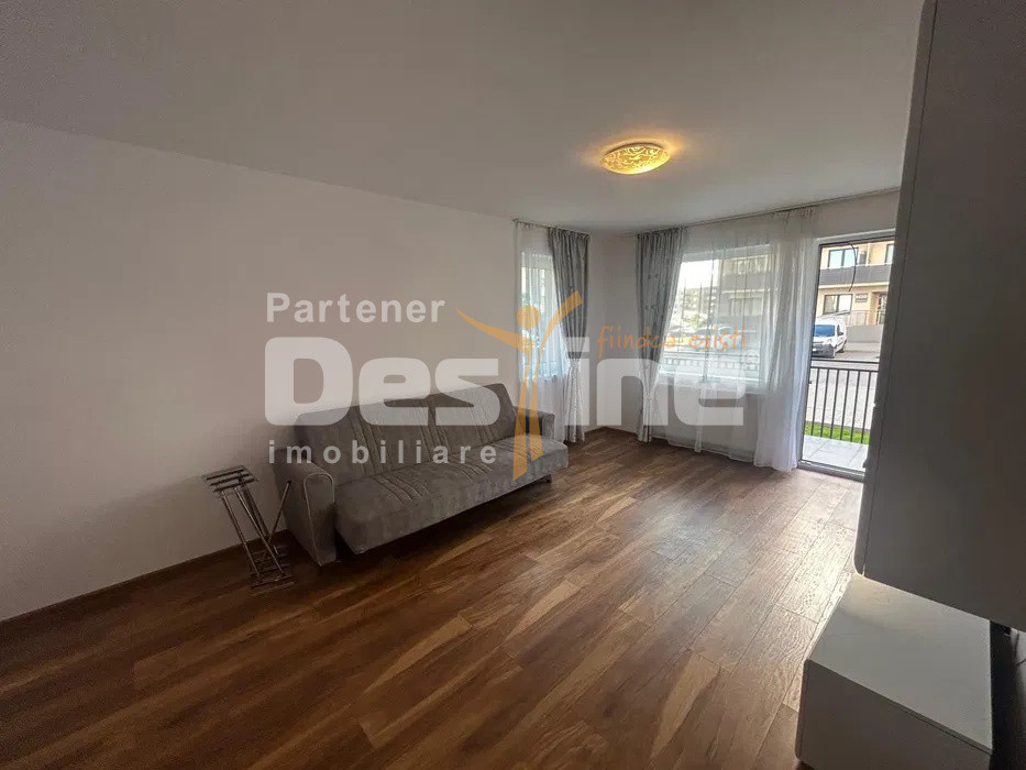Apartament cu 3 camere, cu balcon si loc de parcare inclus, situat in Tractorul 