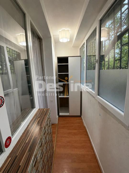 APARTAMENT 2 CAMERE DECOMANDAT METROU VALEA IALOMITEI.