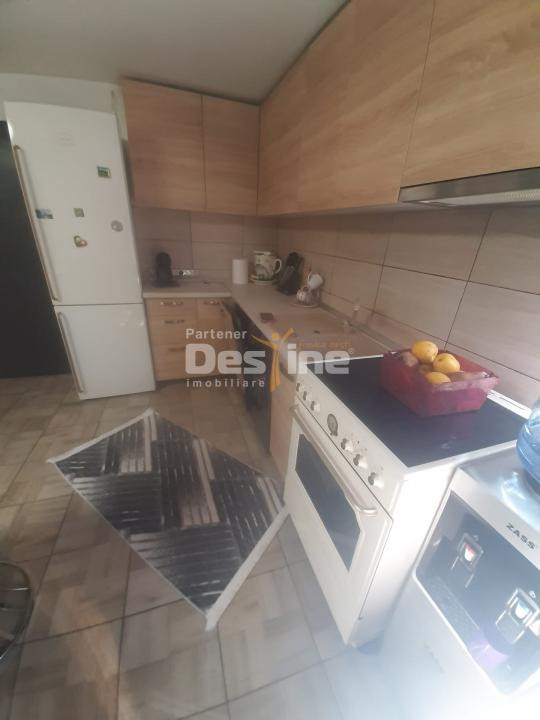 CASĂ DE VÂNZARE 