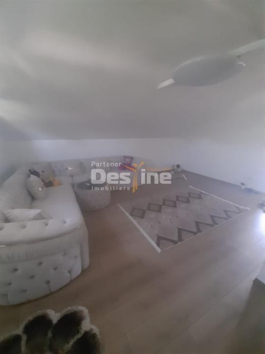 CASĂ DE VÂNZARE 