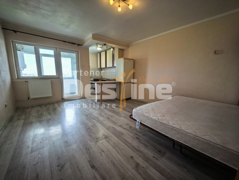 Apartament 1 Cameră 32 m, etaj intermediar, imobil cu lift