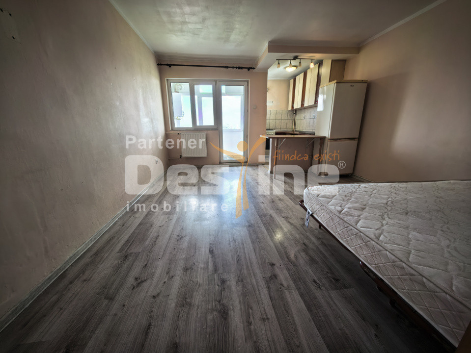 Apartament 1 Cameră 32 m, etaj intermediar, imobil cu lift