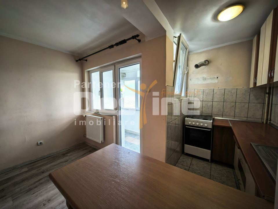 Apartament 1 Cameră 32 m, etaj intermediar, imobil cu lift