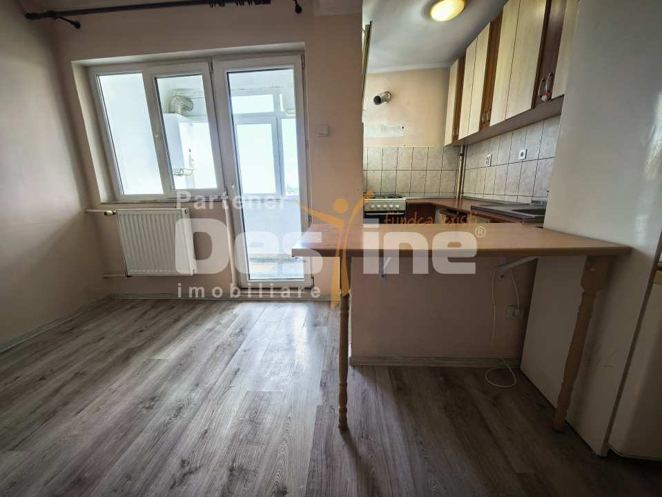Apartament 1 Cameră 32 m, etaj intermediar, imobil cu lift