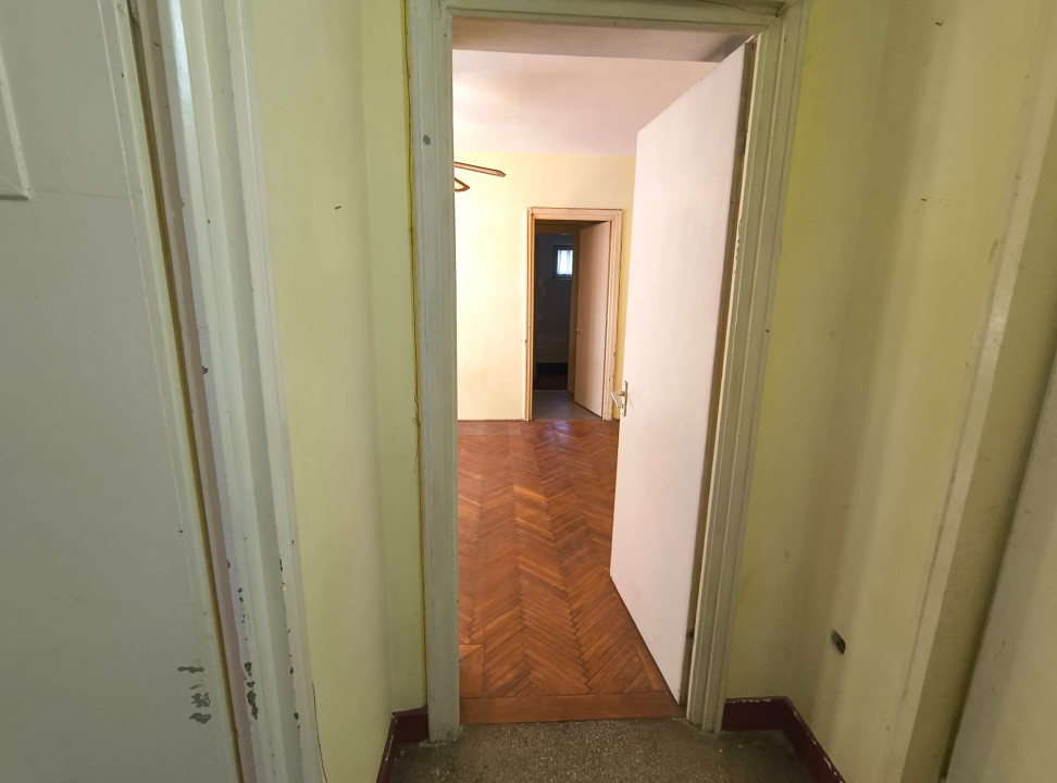 APARTAMENT 2 CAMERE DE VANZARE CALEA BUCURESTI