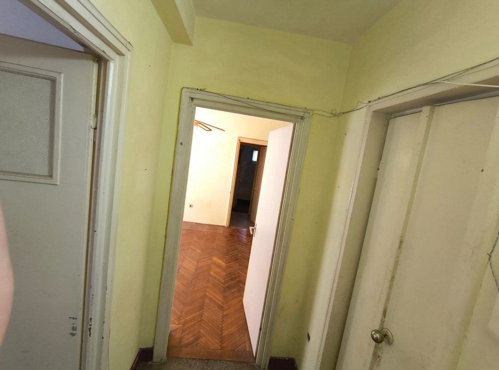 APARTAMENT 2 CAMERE DE VANZARE CALEA BUCURESTI