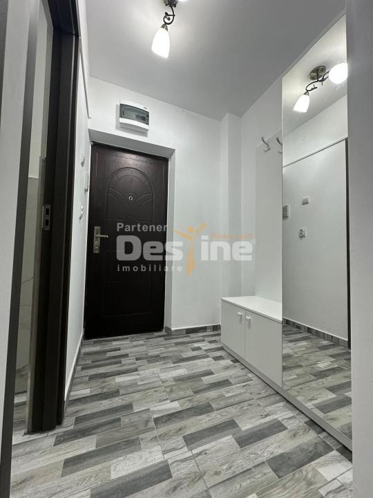 Garsoniera renovata la etaj intermediar, pet friendly, Tractorul, langa Coresi