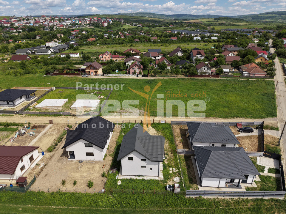 COMISION 0% Casă individuală 3 camere 2 bai 500mp teren Lunca Cetațuii