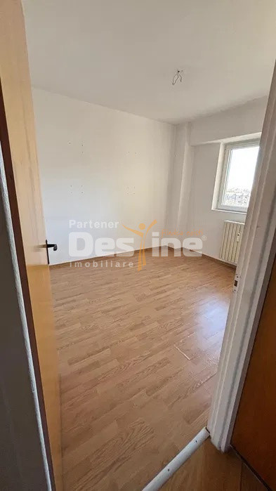 13 Septembrie-Drumul Sării | 4 camere | 98mp | et 5 | bloc 1999 | 230.000 euro