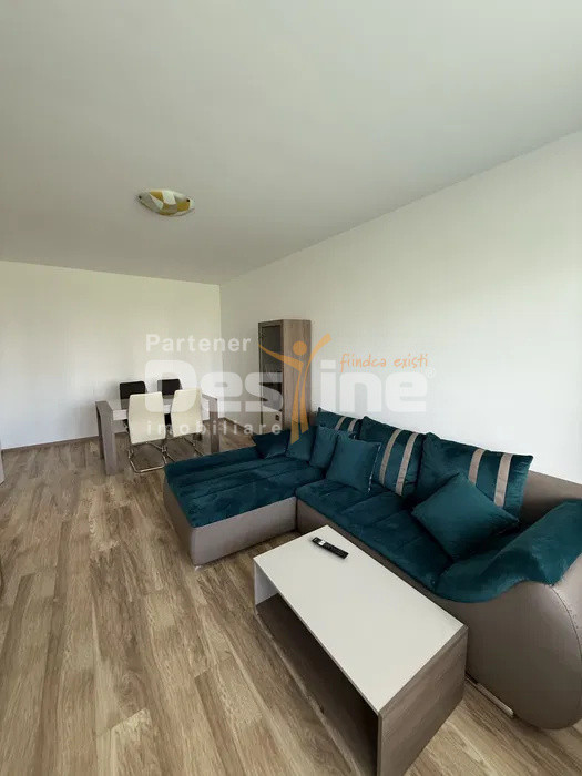 Apartament cu 2 camere decomandat,  cu terasa si gradina,   situat in Tractorul 