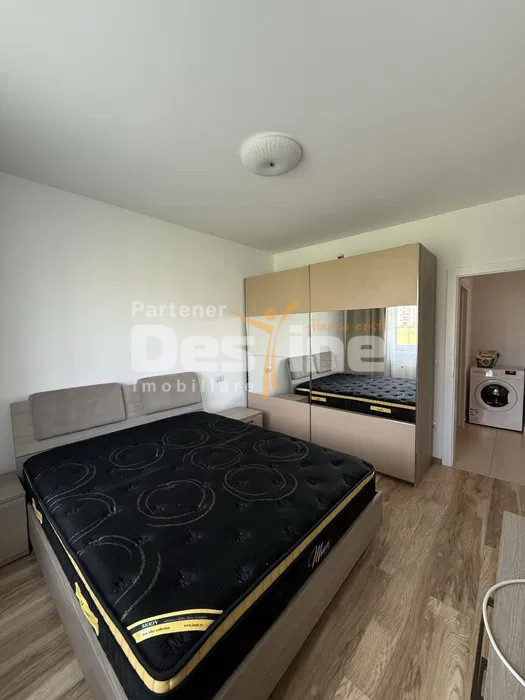 Apartament cu 2 camere decomandat,  cu terasa si gradina,   situat in Tractorul 