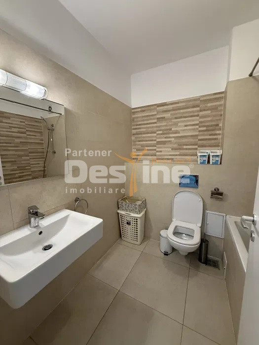 Apartament cu 2 camere decomandat,  cu terasa si gradina,   situat in Tractorul 