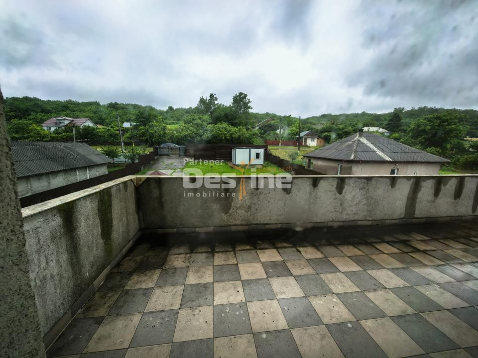 Comision 0%, Casa cu etaj si mansarda, 7.200 mp teren, comuna Probota