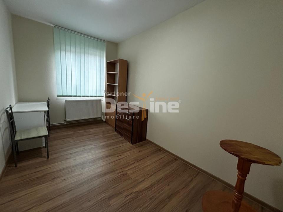 Apartament 3 camere decomandat 65mp Pacurari
