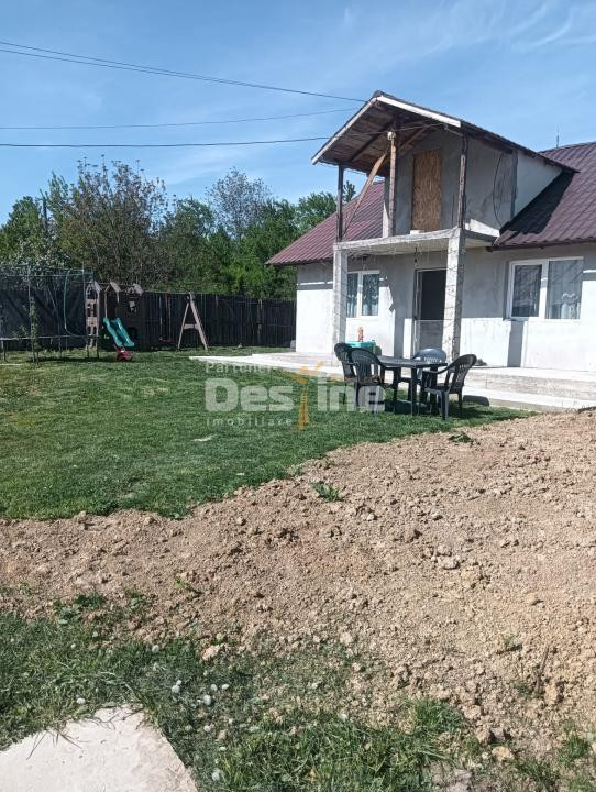 Casă de vânzare 85 mp | Zona Bârnova | Loc parcare | Constr. parțial finalizat