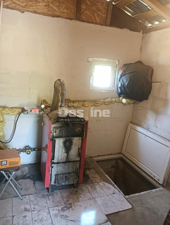 Casă de vânzare 85 mp | Zona Bârnova | Loc parcare | Constr. parțial finalizat