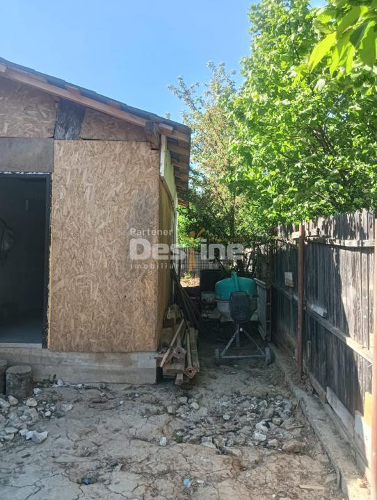 Casă de vânzare 85 mp | Zona Bârnova | Loc parcare | Constr. parțial finalizat