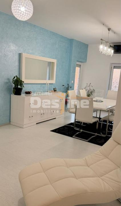 inchiriez apartament 4 camere