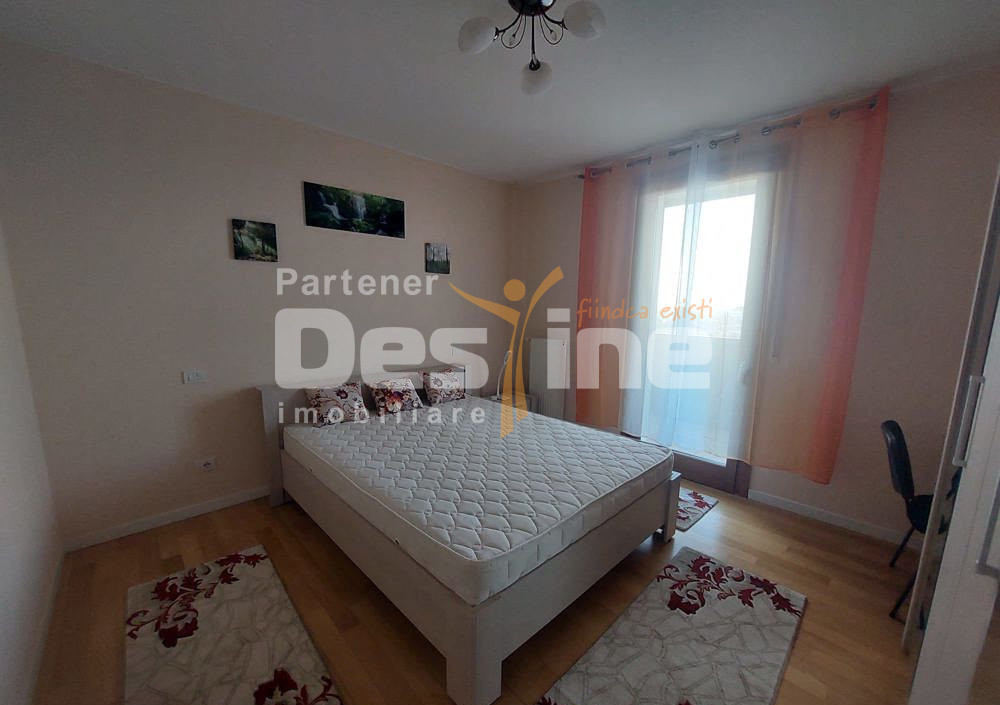 PROPRIETAR inchiriez apartament 3 camere  in Fructus Plaza, Timisoara