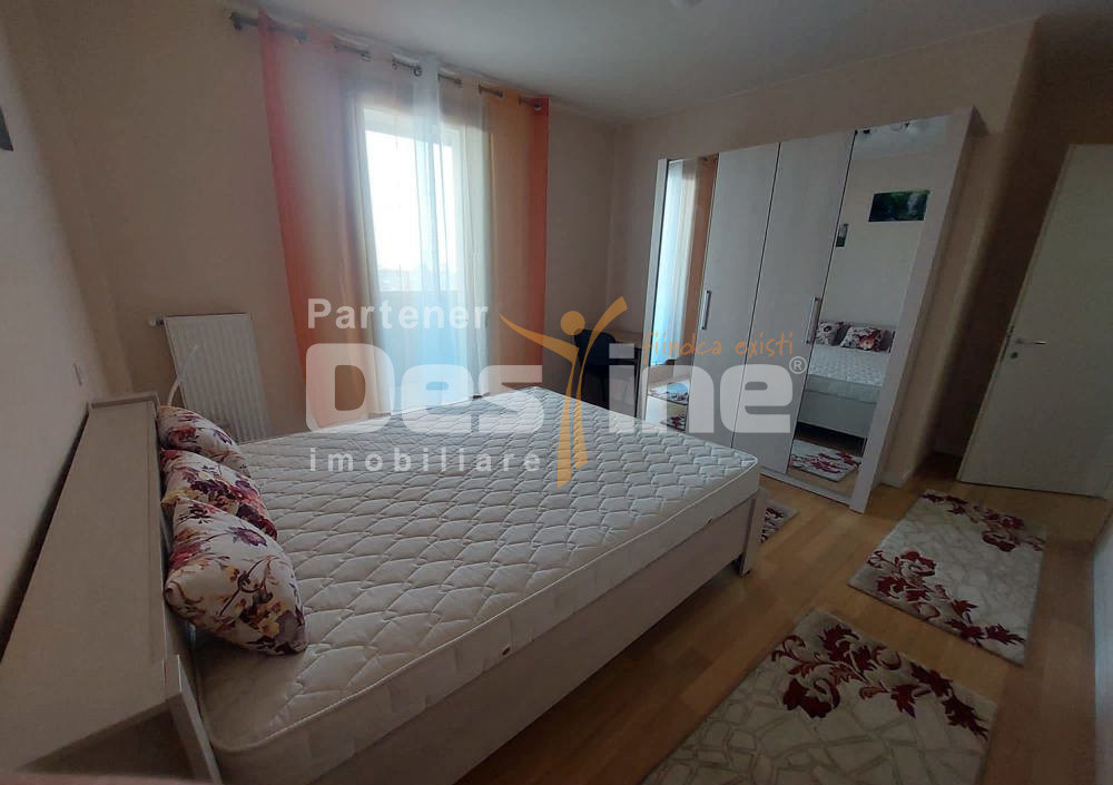 PROPRIETAR inchiriez apartament 3 camere  in Fructus Plaza, Timisoara