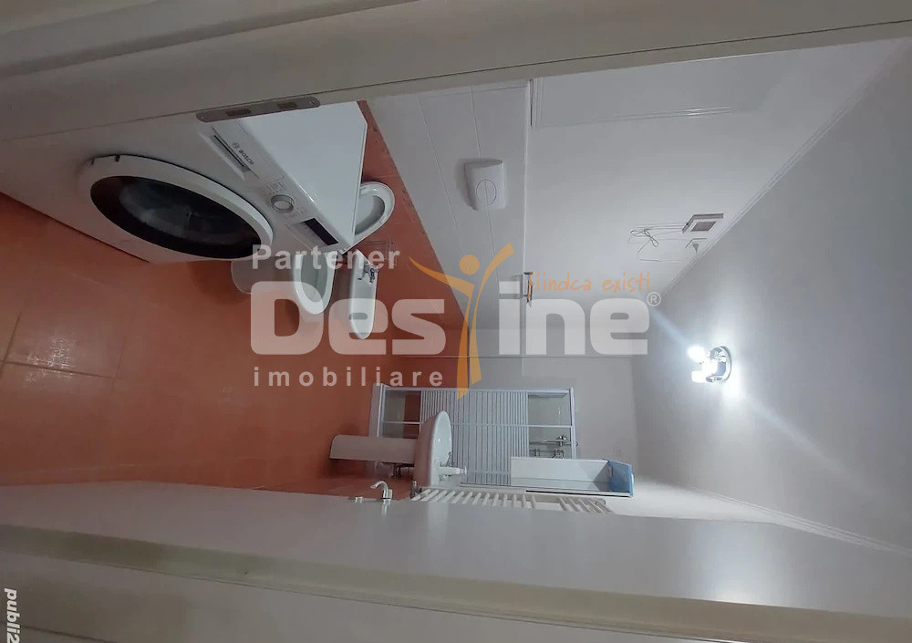 PROPRIETAR inchiriez apartament 3 camere  in Fructus Plaza, Timisoara