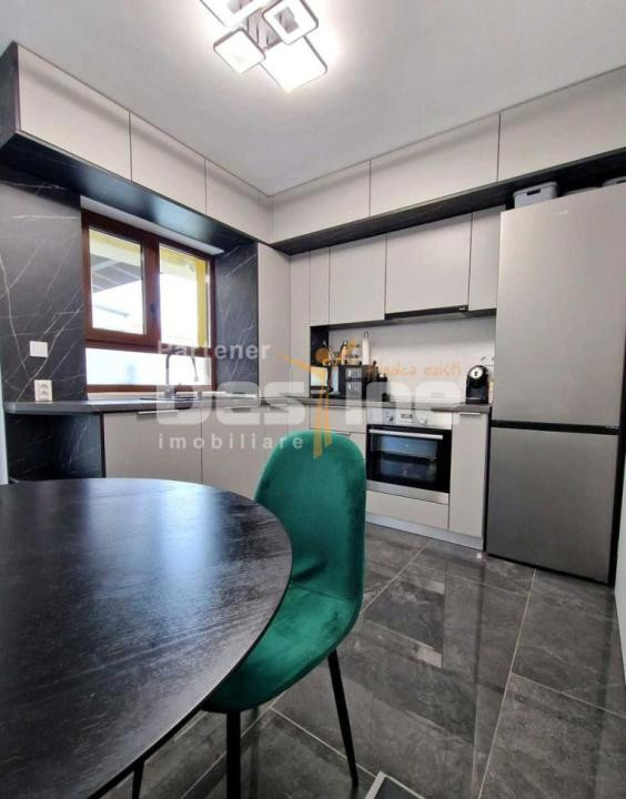 Proprietar vand duplex modern, mobilat complet, curte + terasa 