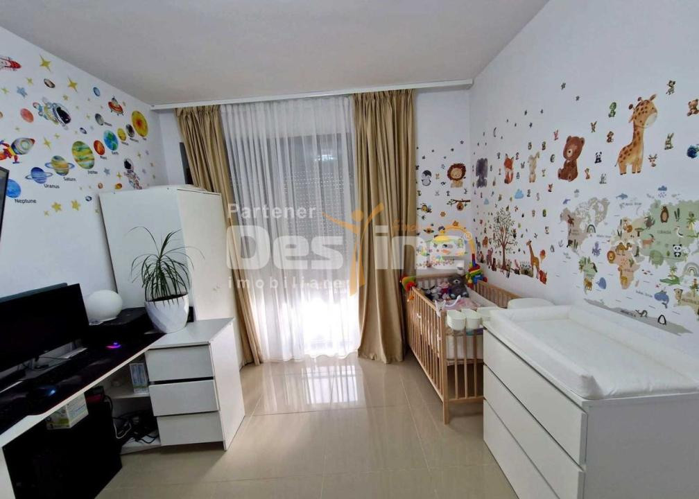 Proprietar vand duplex modern, mobilat complet, curte + terasa 