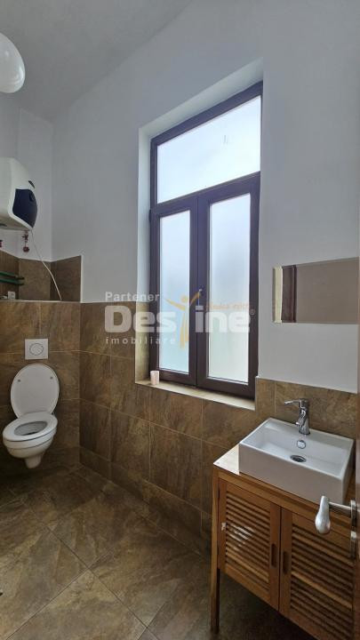 Spațiu de birouri într-o vilă istorică | 160 mp | Piața Romană 