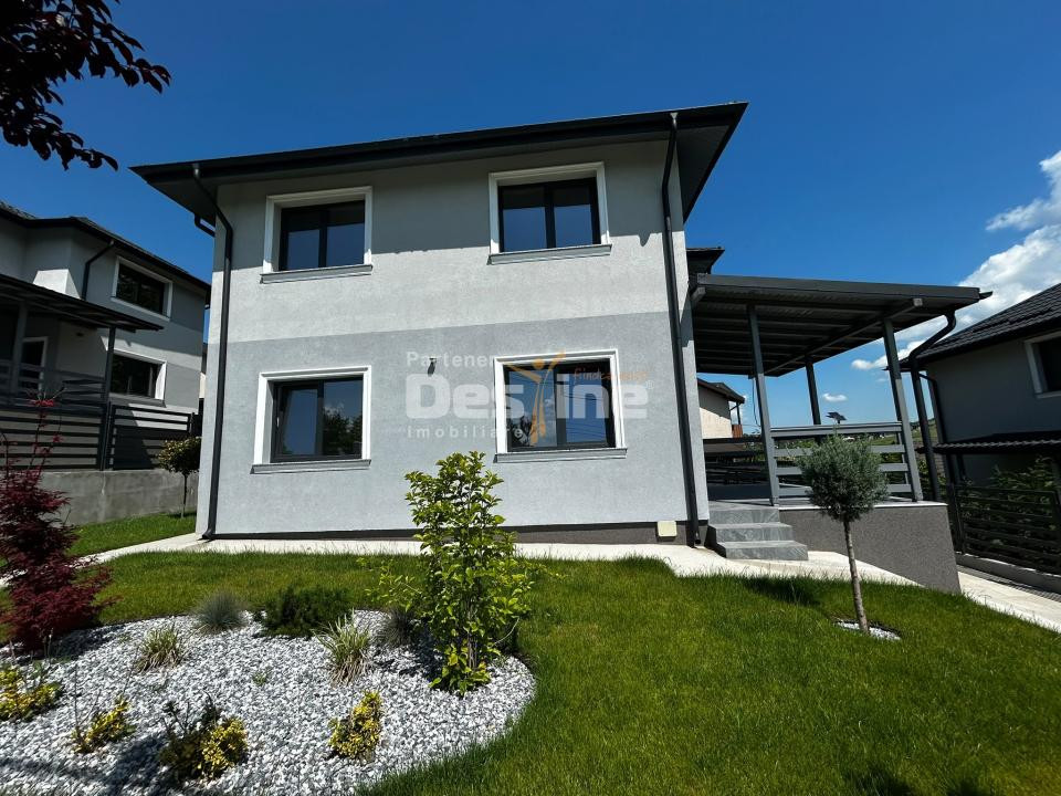 Casă individuală 4 camere, 100 mp utili, curte 400 mp, beci și 2 locuri parcare