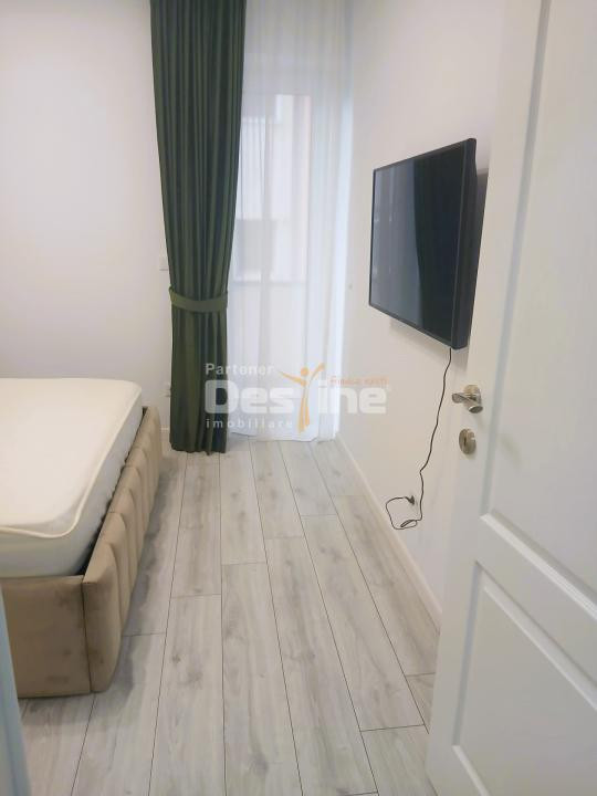 GARSONIERĂ PREMIUM DE ÎNCHIRIAT – LUPENI | 400 €/lună