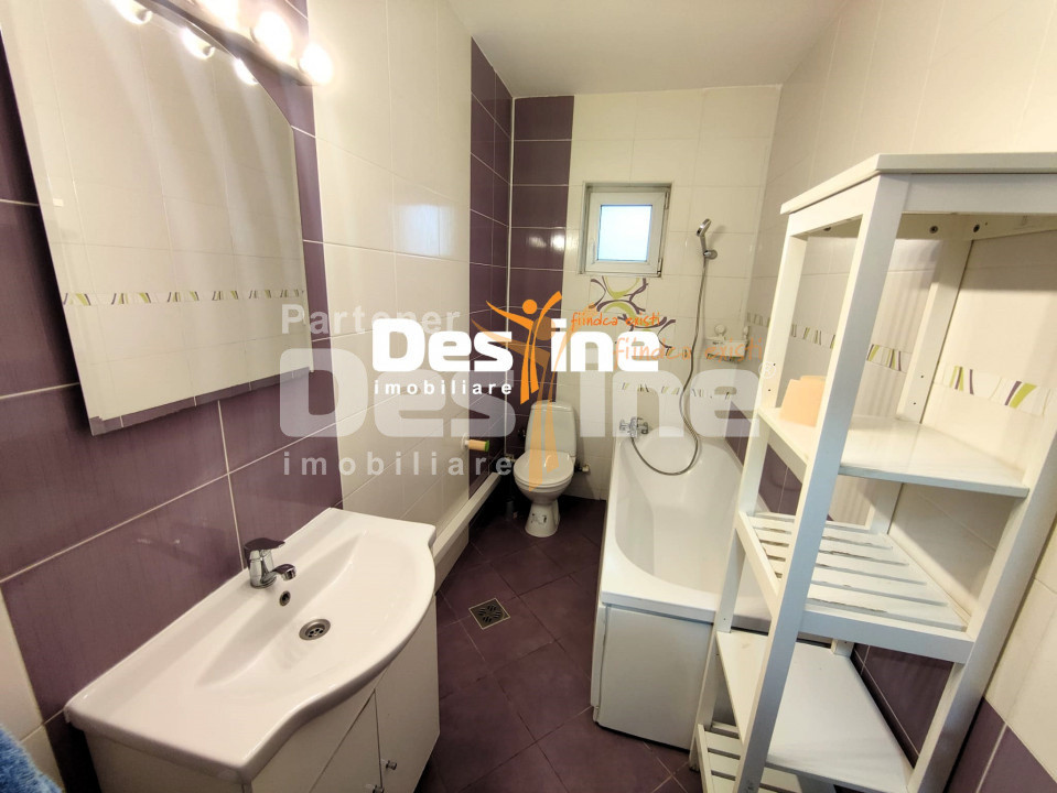 Apartament 3c mobilat și utilat, cu balcon + loc parcare