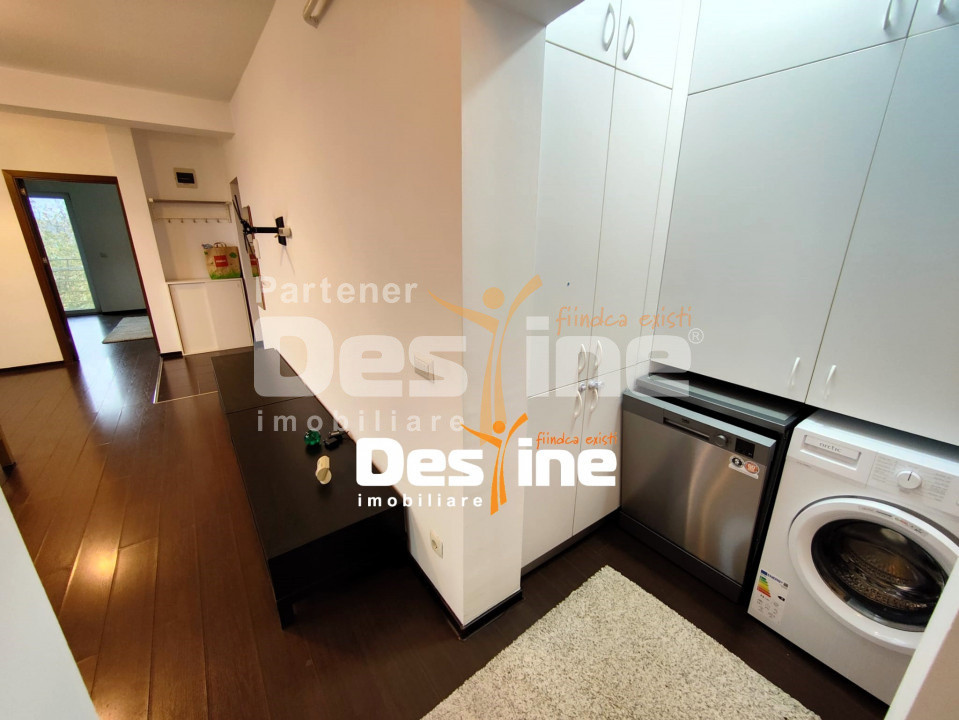 Apartament 3c mobilat și utilat, cu balcon + loc parcare