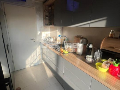 Apartament 2 camere decomandat 65 mp, Prelungirea Ghencea, loc parcare