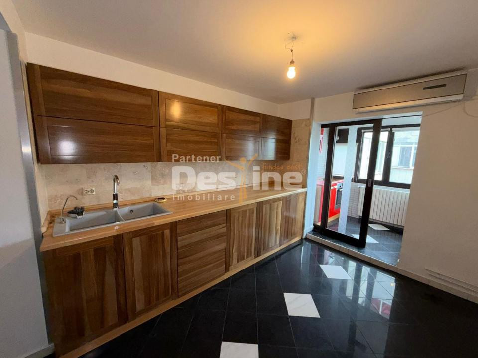 APARTAMENT 4 CAMERE DECOMANDAT, 79mp, 500m METROU CRANGASI