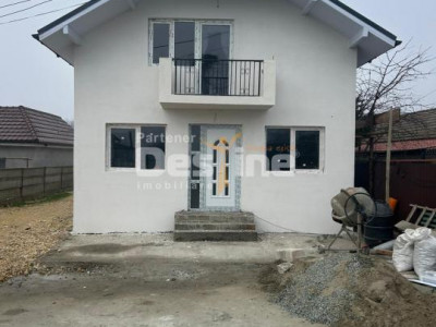 Casă nouă cu mansardă, 4 dormitoare, la cheie – 160 mp construiți
