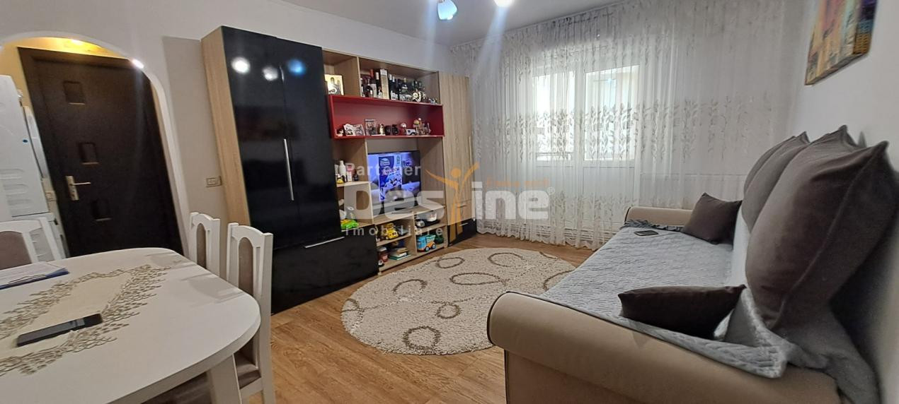 TATARASI, Apartament 3 camere 