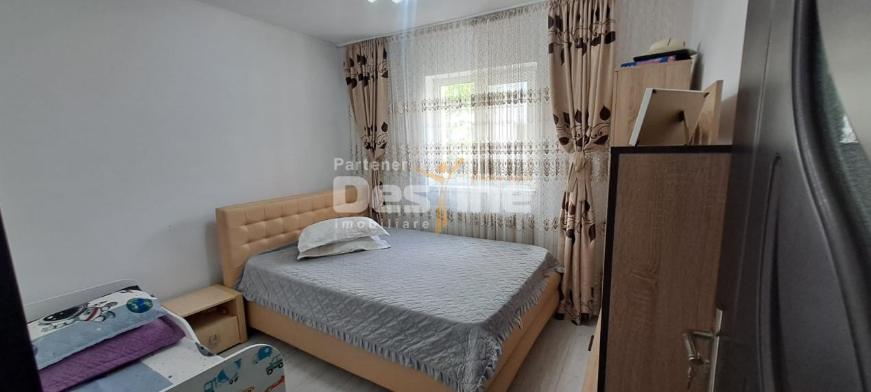 TATARASI, Apartament 3 camere 