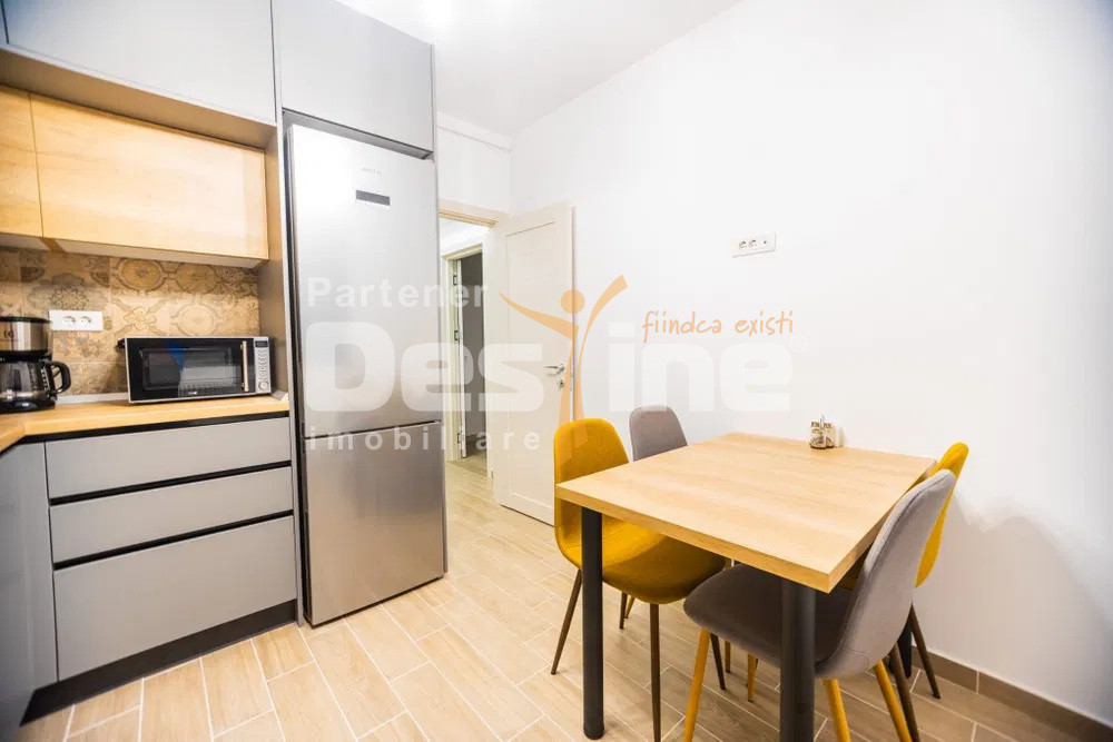 Apartament cu 2 camere 63 mp loc de parcare subteran si boxa, Tractorul Coresi 