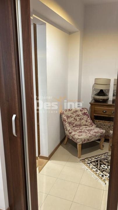 Apartament cu 2 camere la etaj intermediar, cu balcon, situat in cartierul Astra
